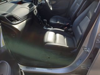 /photos/8216/7e6b4d78-41d9-efad-932f-268b67fa5459_i320x240.jpg